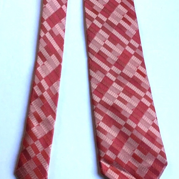 Lancel Paris red and pink all silk Tie. Made in France 🇫🇷 - Picture 2 of 5